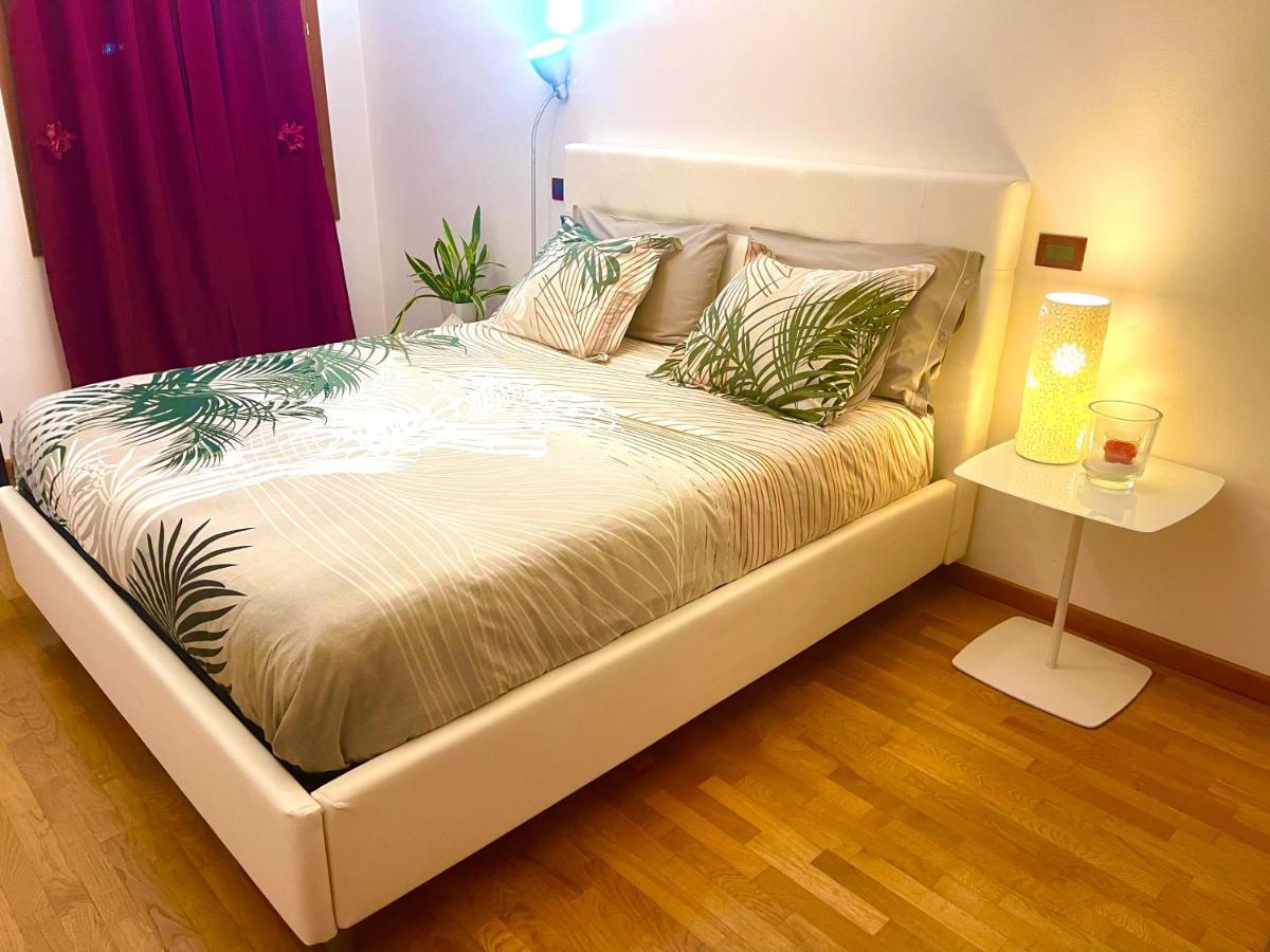 Ca' Del Sole - Attico Panoramico In Centro Storico Apartman Montagnana Kültér fotó