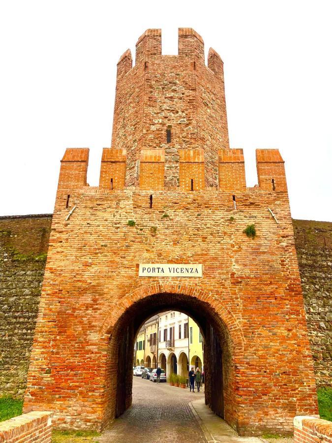 Ca' Del Sole - Attico Panoramico In Centro Storico Apartman Montagnana Kültér fotó